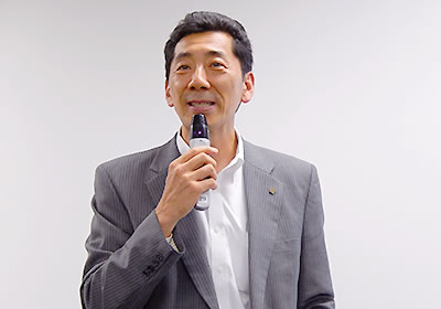 佐藤　祐一氏