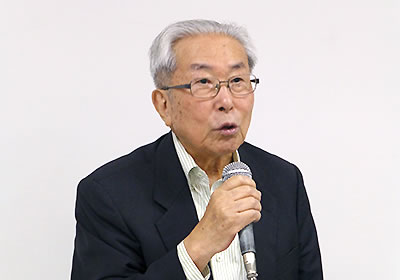 田山　謙堂氏