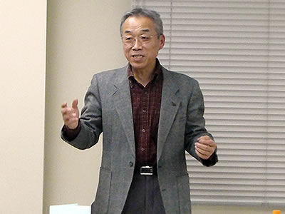 「謙虚に学ぶ」大切さを語る伊藤氏