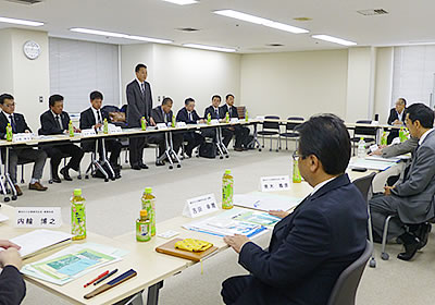 連合愛知との懇談会の様子(3月15日)