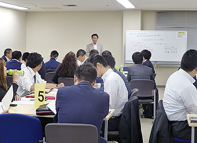 同友会理念が生まれた背景を語る加藤氏