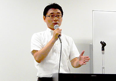 津田 康行氏