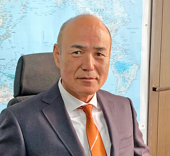 鳥越 豊氏