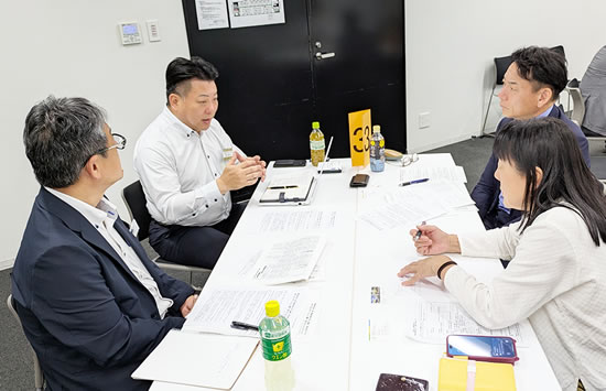 自社や業界の変化を率直に交わし合う討論