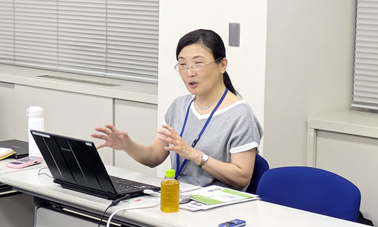 教育現場での試行錯誤を報告する近藤幸子先生